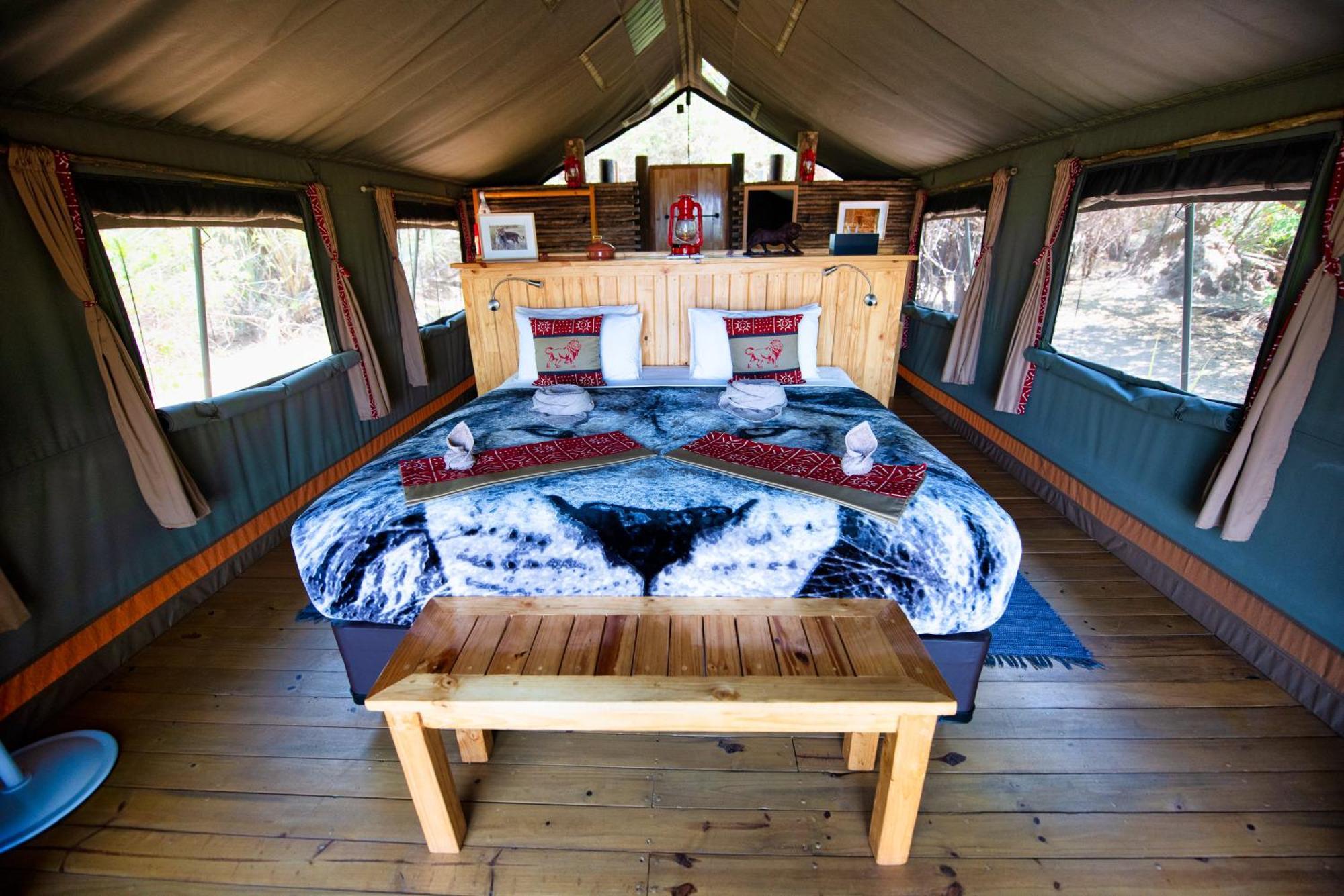 Semowi Lodge And Campsites Mirapene Zimmer foto